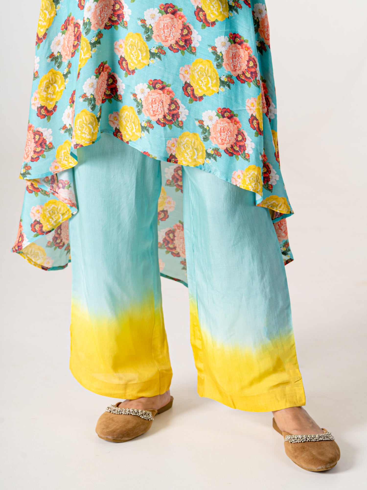 Essentials for Everyday - Kurti Pant Set