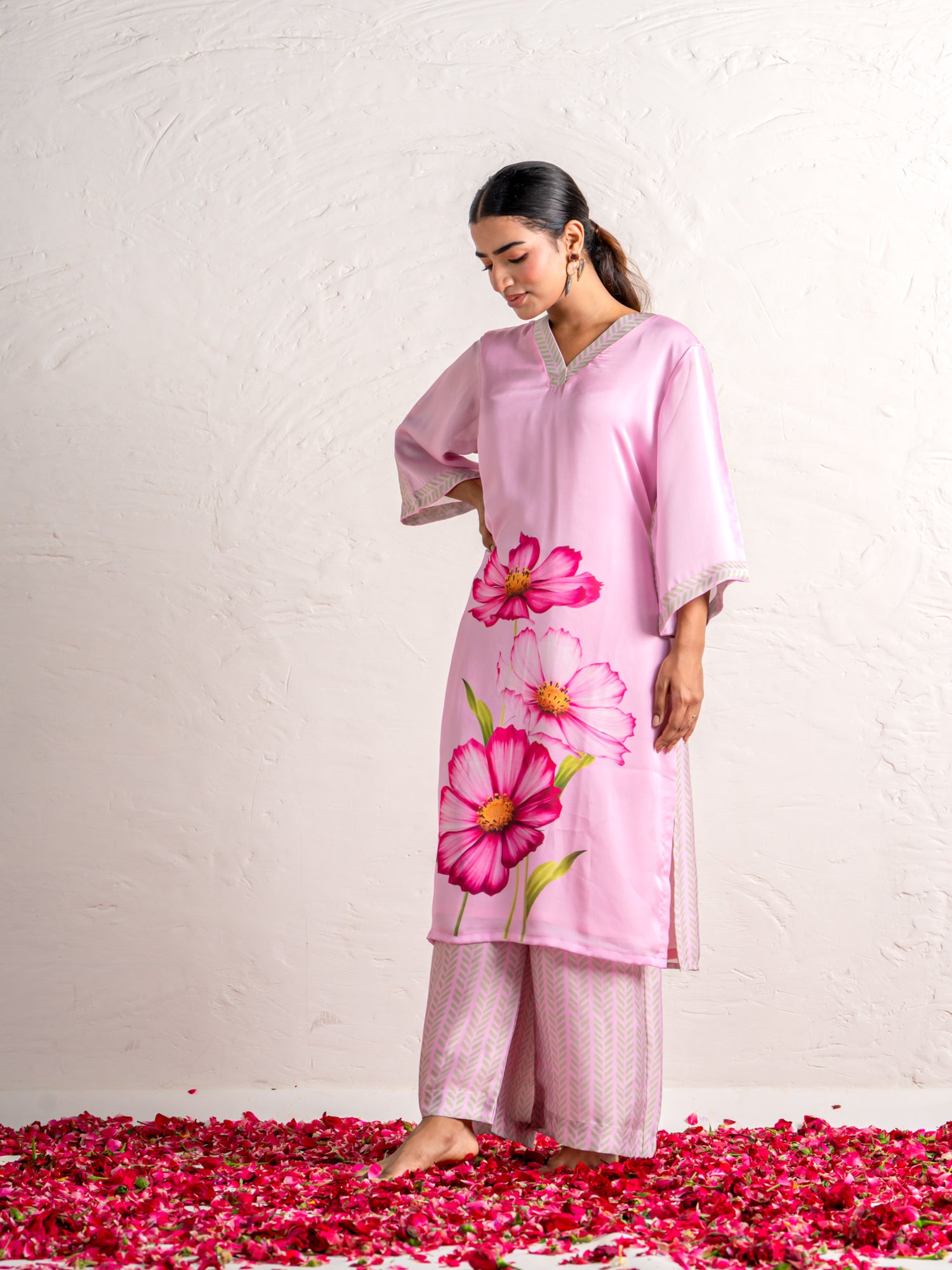 Iconic Pinks - Kurti Palazzo